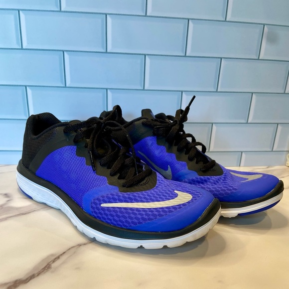💜 Nike Vibrant Blue and Black Athletic Shoes Sneakers size 8 - Picture 10 of 13